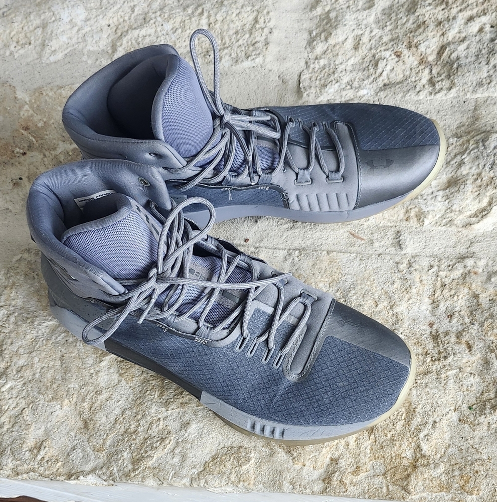 Under Armour Gray Athletic Shoes with Lace-Up Design